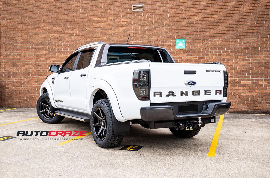 FORD RANGER AVALANCHE GLOSS BLACK MILLED ACCENTS